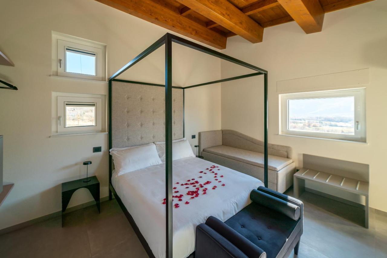 Villa Porrelli Rooms & Spa Suite San Demetrio ne' Vestini Bagian luar foto